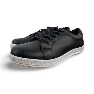 New 1901 Boys black vegan leather sneakers size 7